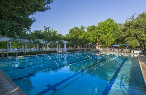 North Dallas Apartment | Cooper Hotel Conference Center & Spa
