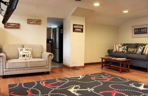 Maryland House | Cooperstown Baseball Rentals-Captain's-2 King Beds