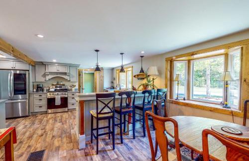 Roxbury House | Coos Canyon Lodge
