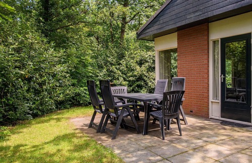 Krachtighuizen Cottage | COPD-friendly bungalow for 6 people