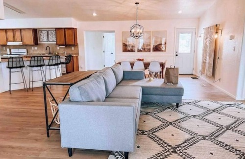 Cottonwood-Verde Village House | Copper Canyon Cottage 8 Bedroom House