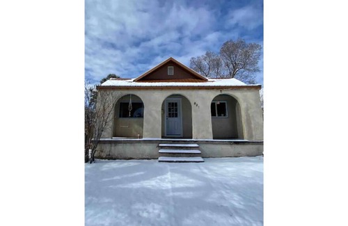 East Las Vegas House | Copper Casita in the Heart of Vegas