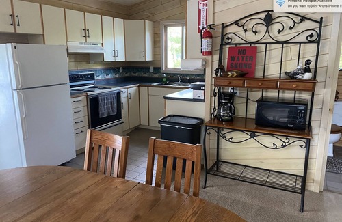 Mellen Cottage | Copper Falls Cottage, Lake Front in Copper Falls State Park