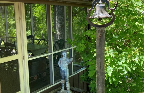 Unaka Cottage | COPPER HILL RETREAT WHERE DETAIL MATTERS