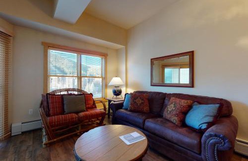 East Village at Copper Apartment | Copper Springs 426