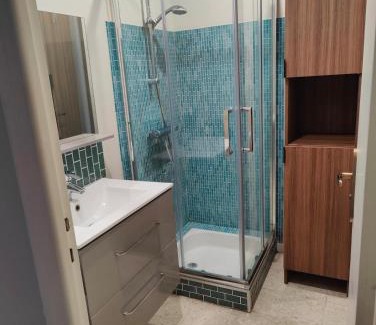 Clos Banet Apartment | Coquet appartement avec patio privatif-Stationnement gratuit à proximité