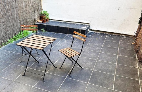 Noailles Apartment | Coquet petit Studio Hyper centre Lumineux avec Terrasse