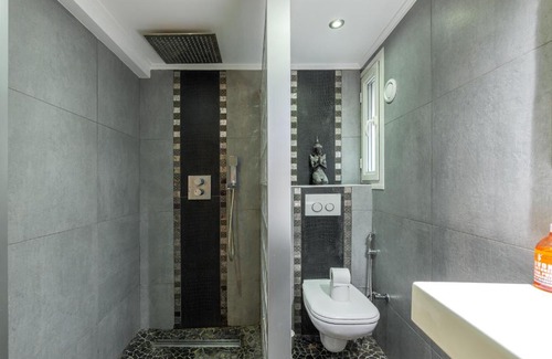 Quartier du Port Apartment | Coquet studio place du pin