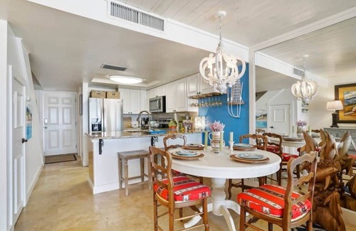 Crescent Beach Condo | Coquina B210 "Santorini Sunset” - Steps to the Beach!