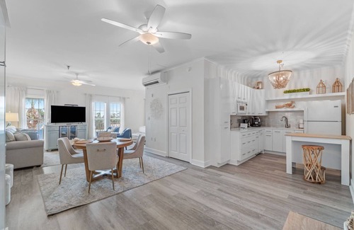 Rosemary Beach Condo | "Coral Chic" 238 Gorgeous Studio-Walk to the Beach