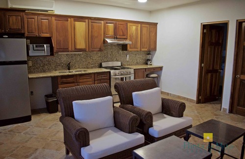 Emiliano Zapata Apartment | "Coral", One Bedroom Apartment. You can Walk to Beach and Restaurants.