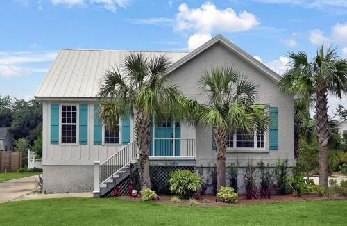 Saint Simons Heights House | Coral Reef Cottage