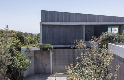 Sunshine Beach Apartment | Coral Sea