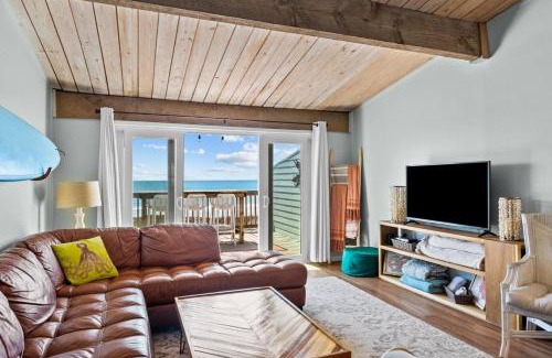 Pine Knoll Shores Apartment | Coral Shores #4 condo