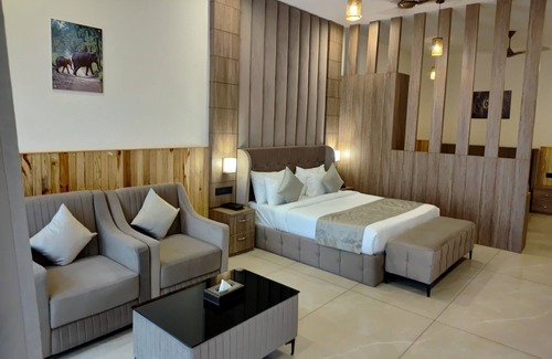 Ramnagar Hotel | Corbett Elegant Retreat