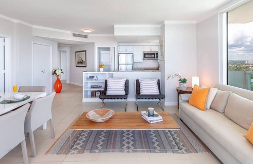 Coconut Grove Apartment | Corner Apartment, Wrap-around Balcony Facing the Sea. FREE Parking, Pool, Gym