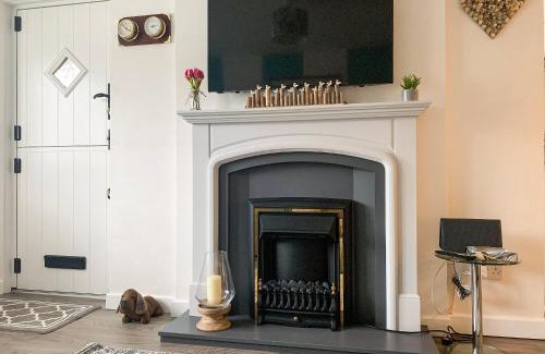 Combe Martin House | Corner Cottage