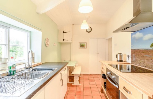 Cropton Cottage | CORNER COTTAGE, pet friendly, character holiday cottage in Cropton