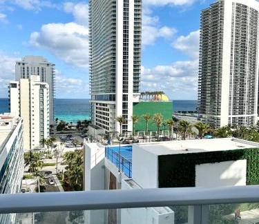 Hollywood South Central Beach House | Corner Modern Ocean View Low Floor