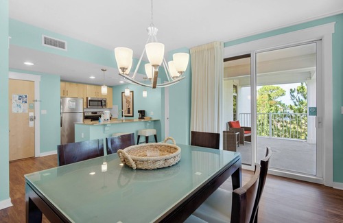 Baytowne Wharf Condo | ☀️Corner Unit-Bayside -Fab Amenities-Elation Escapes☀️