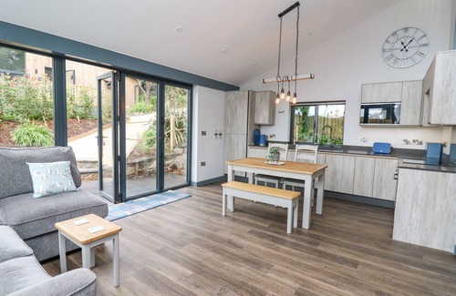 Tenby Cottage | Cornerstones Brython