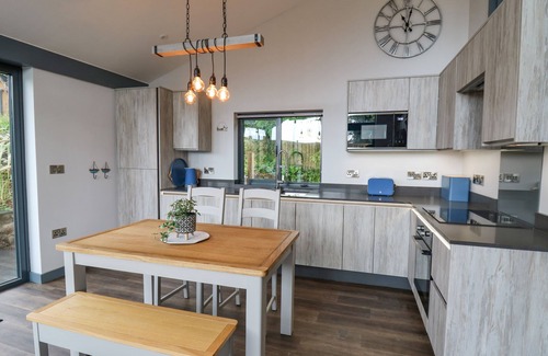 Tenby Cottage | Cornerstones Brython