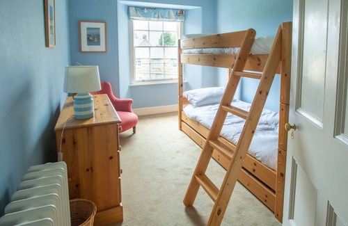 Newquay House | Cornish Manor house 22 acres, 10 mins from surfing beaches