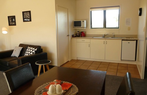 Coromandel Hotel | Coromandel Court Motel