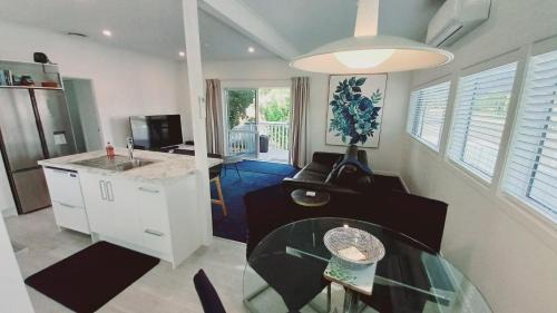Coromandel House | Coromandel Town Harbourside Cottage Luxury Accommodation