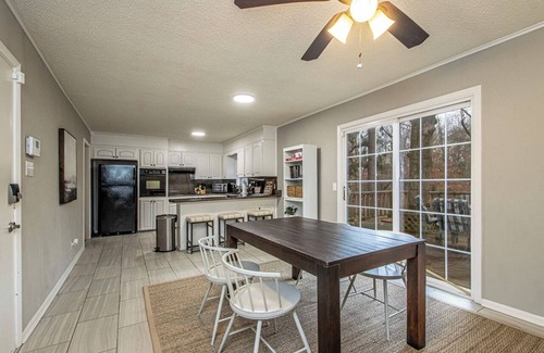 North Little Rock House | Coronado By The Creek