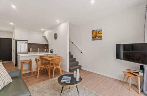 Arthur's Point House | Coronet Escape | Townhouse