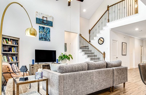 Manchaca House | Coronilla Bend - Main Home | House in Austin