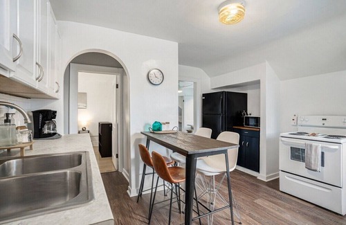 Grand Rapids Apartment | Corporate Housing for Traveling Professionals - EXTENDED STAYS