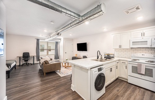 Fulton Heights Apartment | Corporate Housing for Traveling Professionals - EXTENDED STAYS