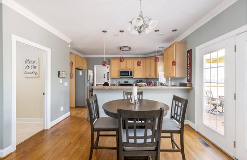 High Point House | Corporate living & family style in heart of Triad
