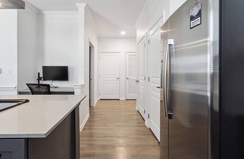 Frisco Apartment | Corporate Luxe Suite, near Legacy West + The Star