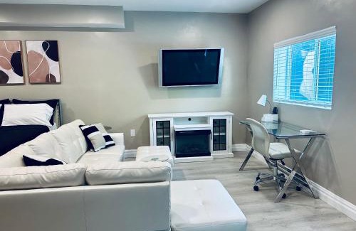 Mid City Apartment | Corporate Manor
