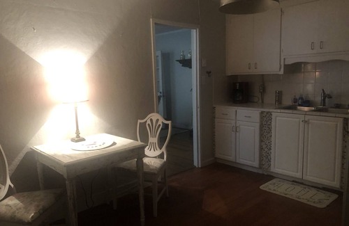 Goose Creek House | Corporate or Travel Nursing Housing in Quiet neighborhood