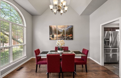 Nashville House | Corporate Rental-4 Bedroom House in Nashville on End of Culdesac.