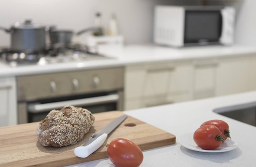 Old Town Apartment | Cort Reial 2A - Holiday Apartment Rental in Girona | Bravissimo
