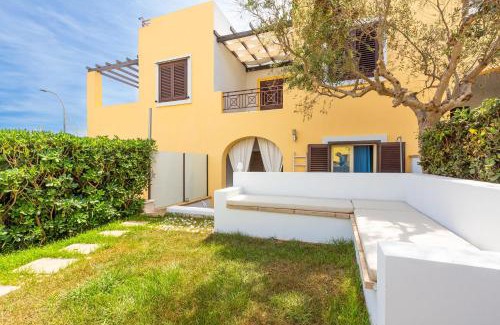 Santa Cesarea Terme Apartment | Corte del Salento by BarbarHouse