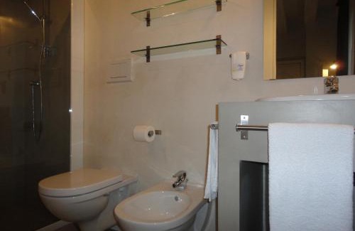 Ovest Bed & Breakfast | Corte Merighi Charming Rooms