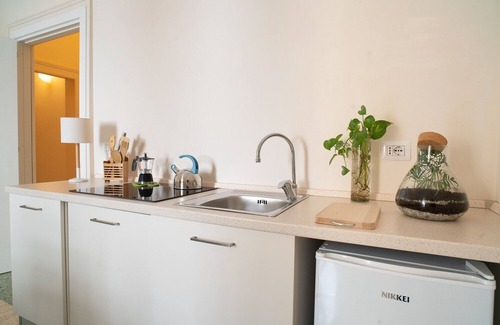 Municipio 2 Apartment | Corte Nicolaiana con Balcone by Wonderful Italy