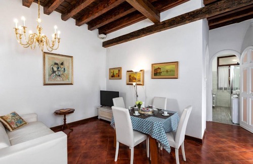 San Polo Apartment | Corte Rialto (300m from Rialto´s Bridge)