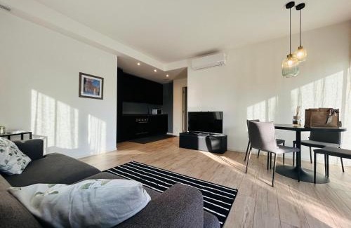 Alba Apartment | Cortemaggiore 4B Luxury-Flexrent Abissinia