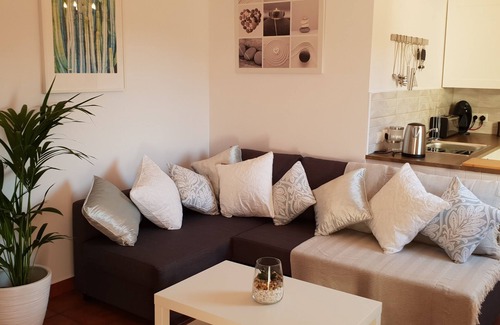 Casarabonela Apartment | Cortijo el Chenil rural retreat, La Perrita