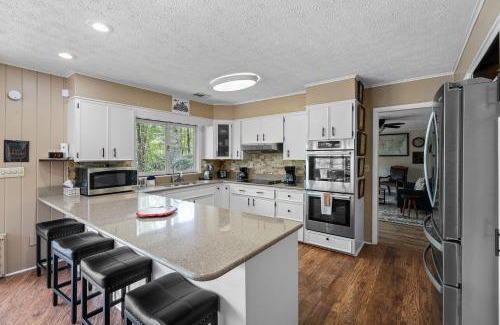 Rocky Grove House | Cosby Mountain Lodge home