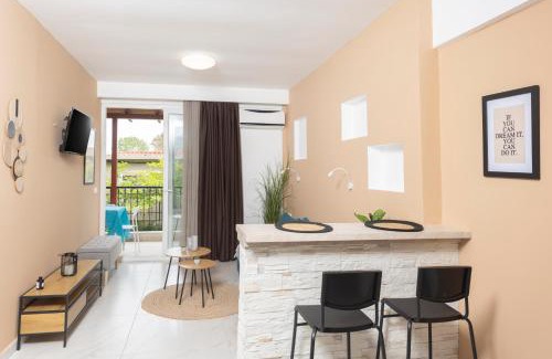 Haniotis Apartment | Cosmic Studios