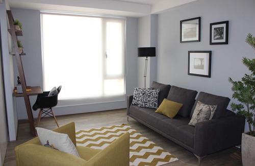 Santa Fe Apartment | Cosmo Santa Fe is suited for both business and leisure travelers.