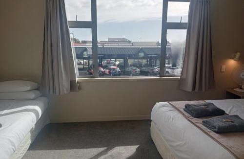 Westport Hotel | Cosmopolitan Hotel